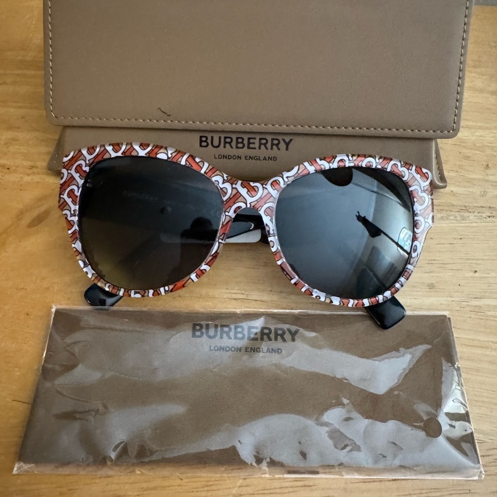 Burberry Red and White Patterned Sunglasses